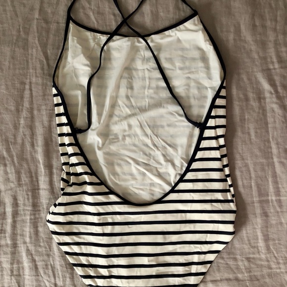 COS bathing suit - Picture 3 of 3